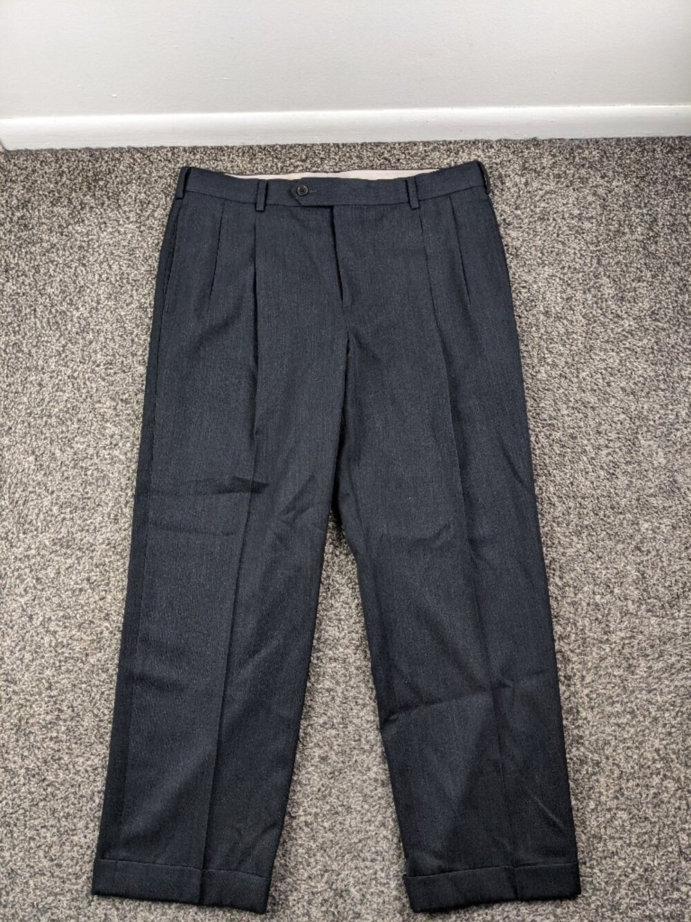 Brooks Brothers Dress Pants Madison 100% Wool Pleated Cuffed Gray 34x28